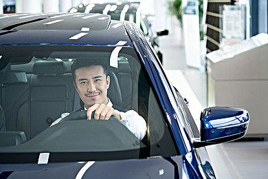 《铁拳8》全新预告公布 展示角色保罗